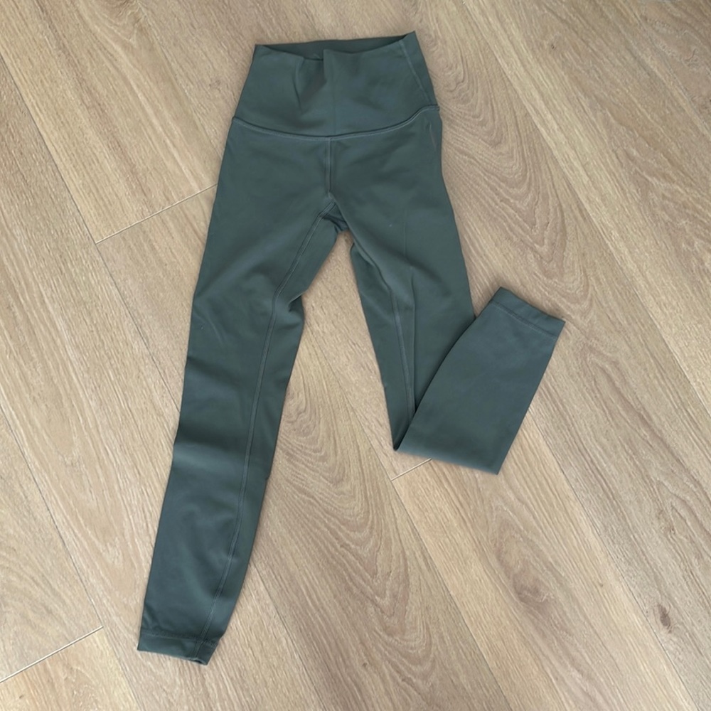 Lulu lemon leggings